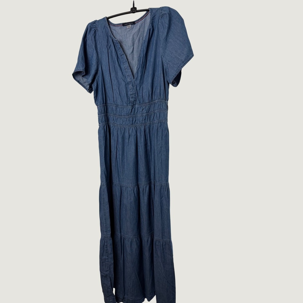 Tommy Hilfiger Blue Chambray Maxi Dress Smocked Waist Tiered Ruffle Size 10